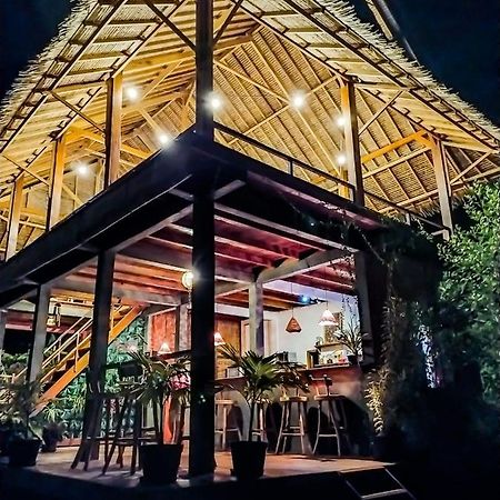 Basa-Basi Lodge Karimunjawa Dış mekan fotoğraf