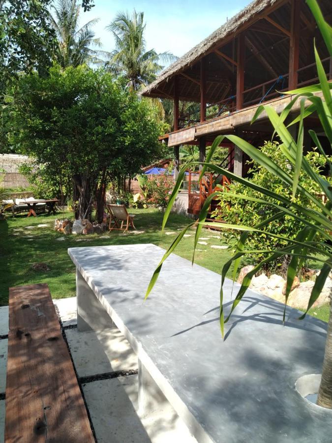Basa-Basi Lodge Karimunjawa Dış mekan fotoğraf