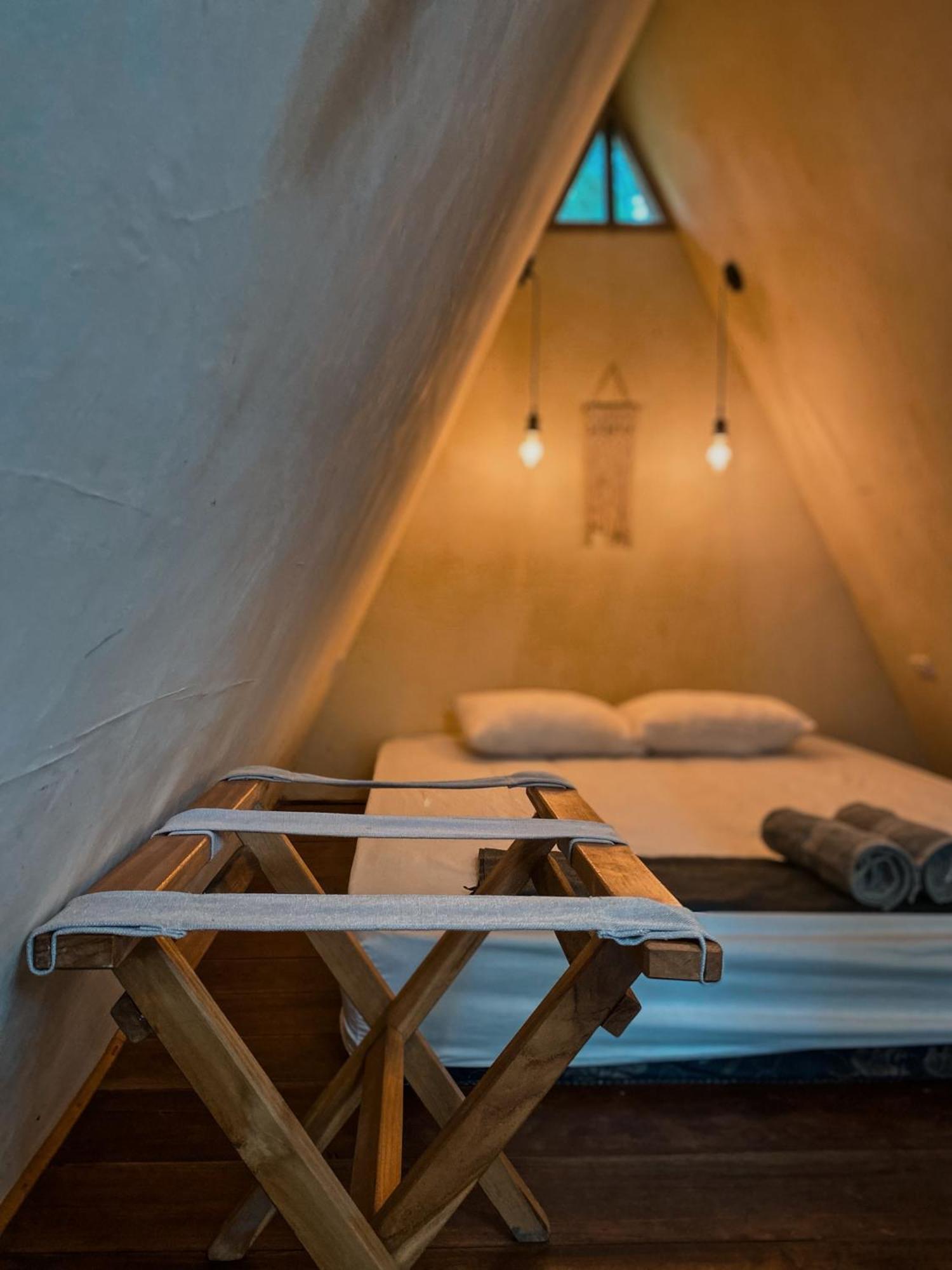 Basa-Basi Lodge Karimunjawa Dış mekan fotoğraf