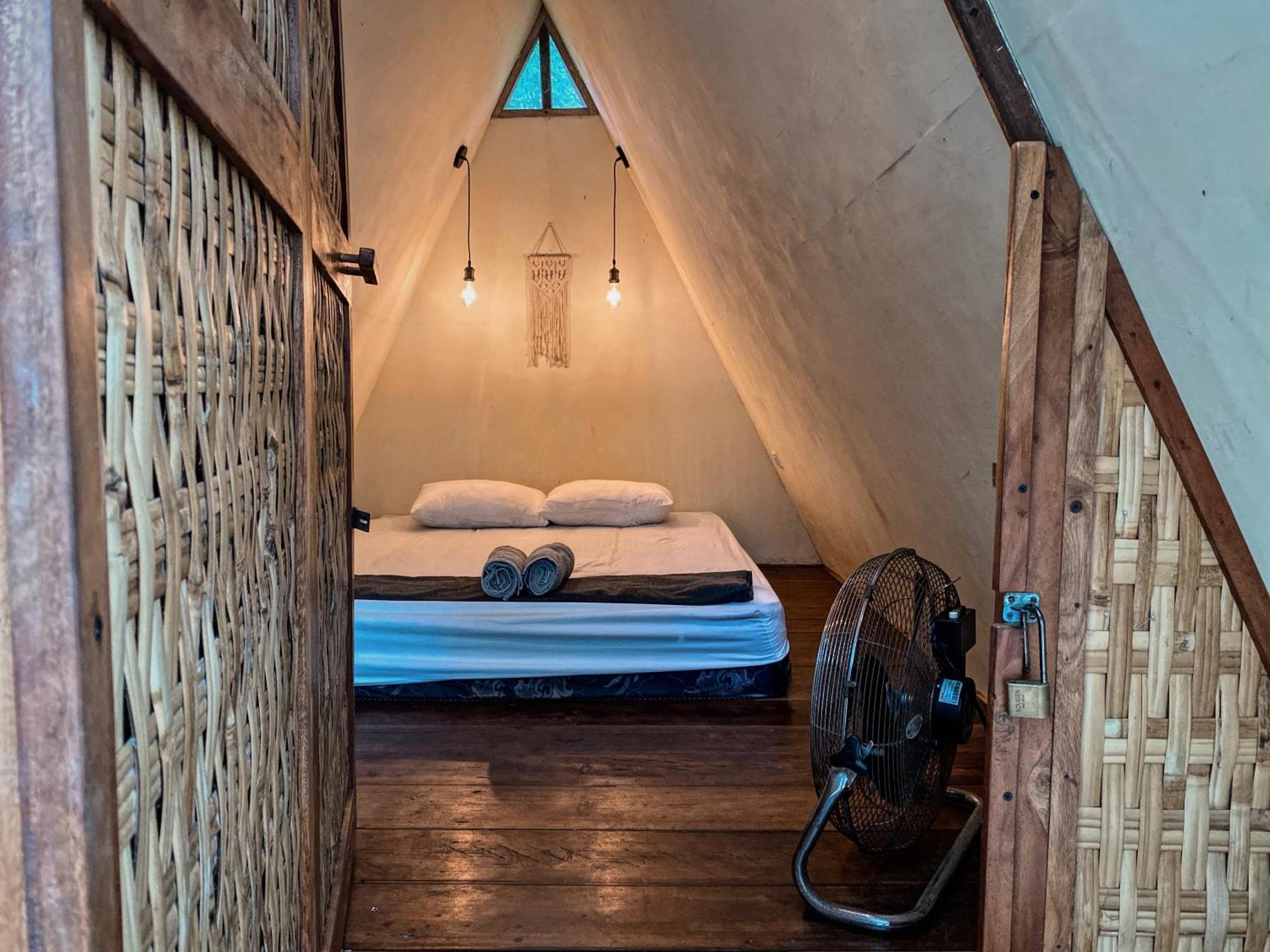 Basa-Basi Lodge Karimunjawa Dış mekan fotoğraf
