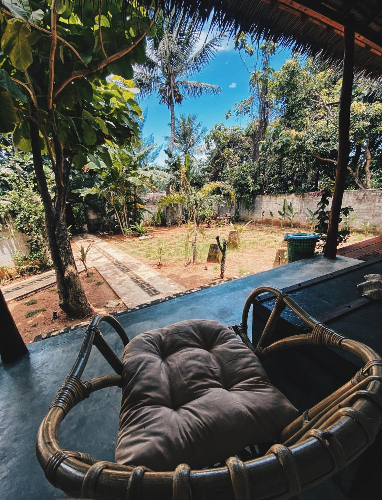 Basa-Basi Lodge Karimunjawa Dış mekan fotoğraf