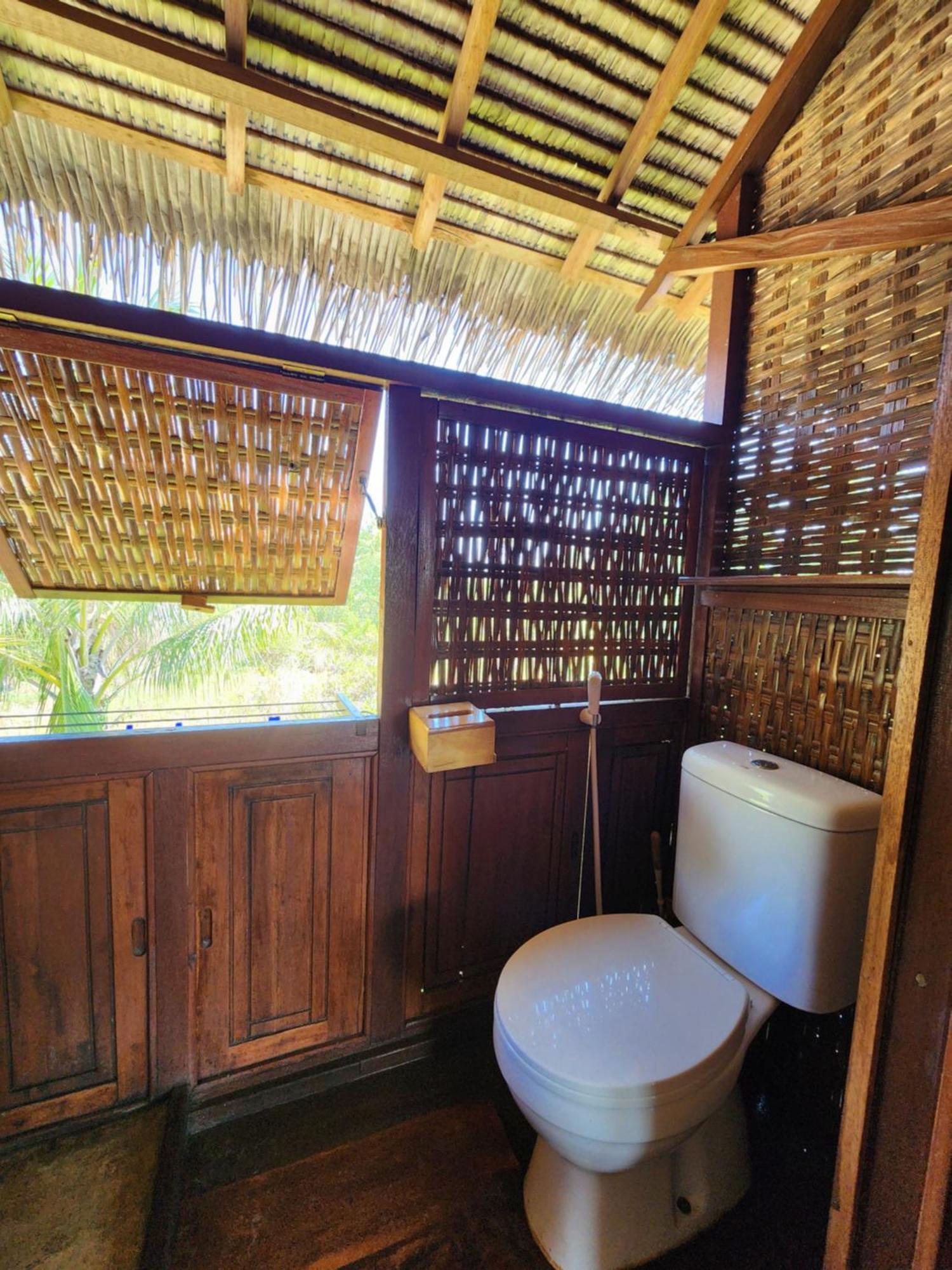 Basa-Basi Lodge Karimunjawa Dış mekan fotoğraf